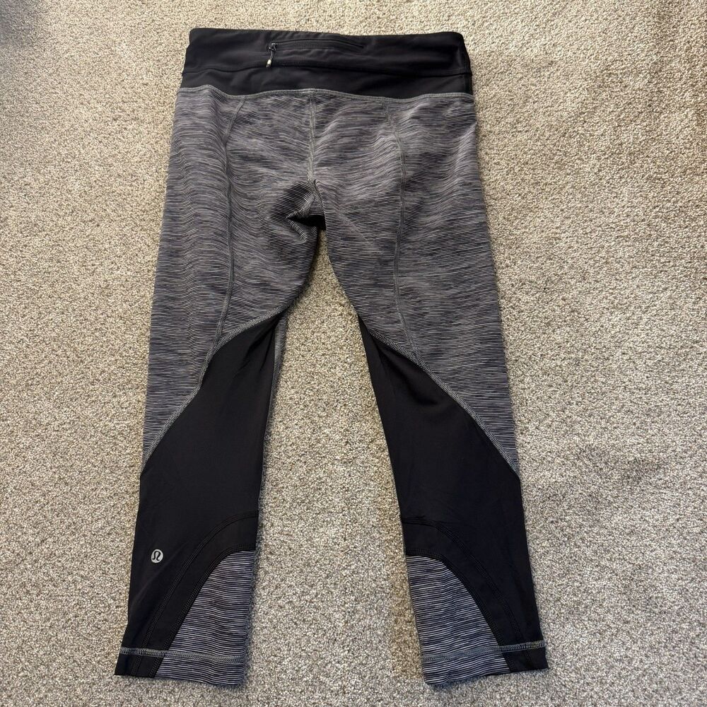 Women's Lululemon Run: Inspire Crop II Wee Are From Space Black Slate Size 6